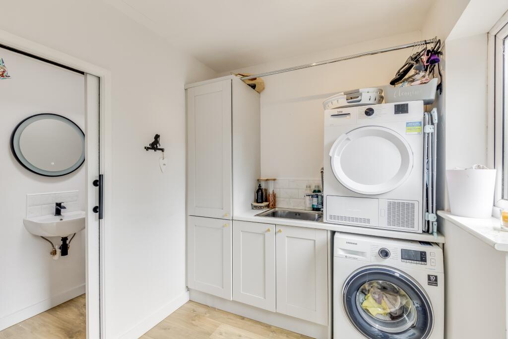 House in Welwyn Hatfield, Wilshere Park, Welwyn - View 5