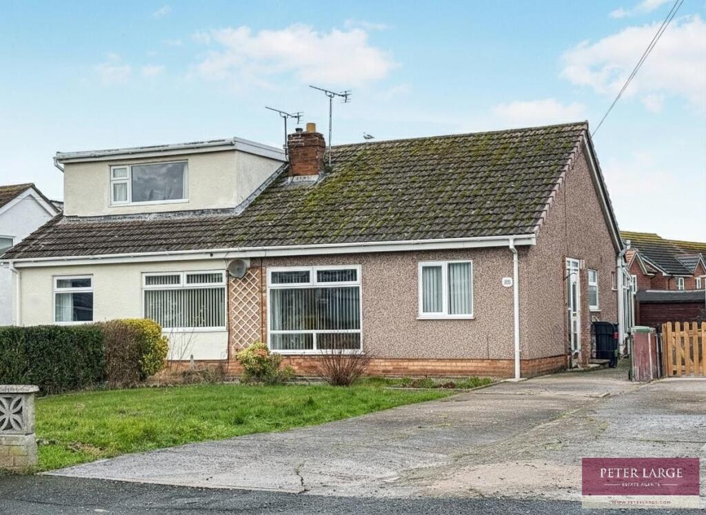 Main image of property: 30 Golden Grove, Rhyl, LL18 2RS