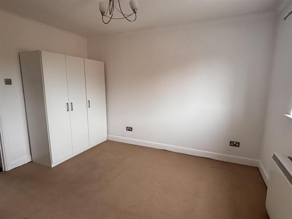 House in Stratford-on-Avon, Wellesbourne CP - View 5