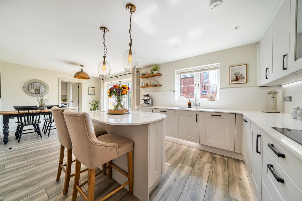 House in Clifton, Central Bedfordshire - View 3