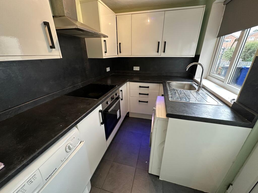 Bearwood Hill Road, Burton-On-Trent, DE15 photo 4