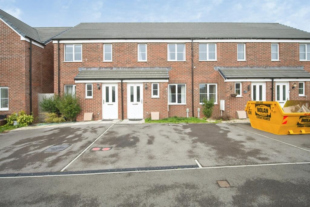 Main image of property: Rhodfa Bryn Castell, BRIDGEND