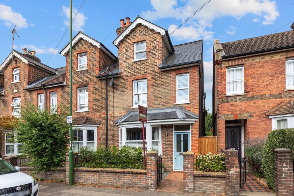 3-bed terraced on Station Road, Horsham, RH13, £500,000