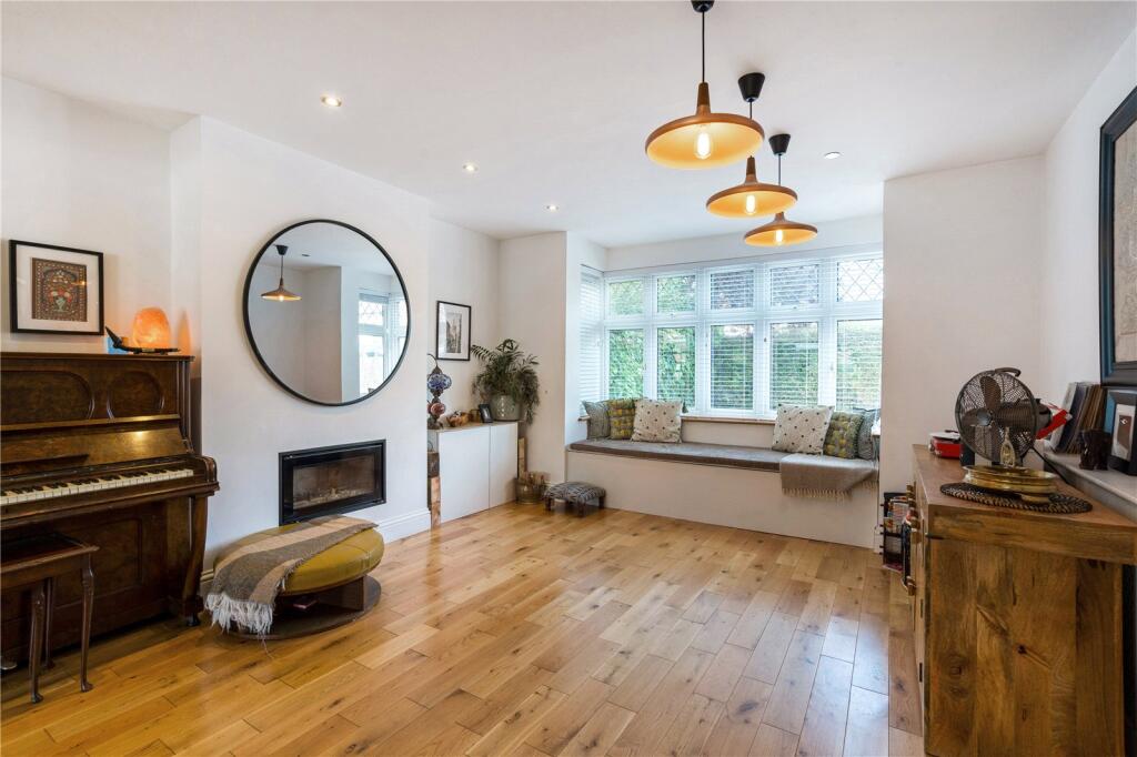 Bell Barn Road, Bristol, Somerset, BS9 photo 4