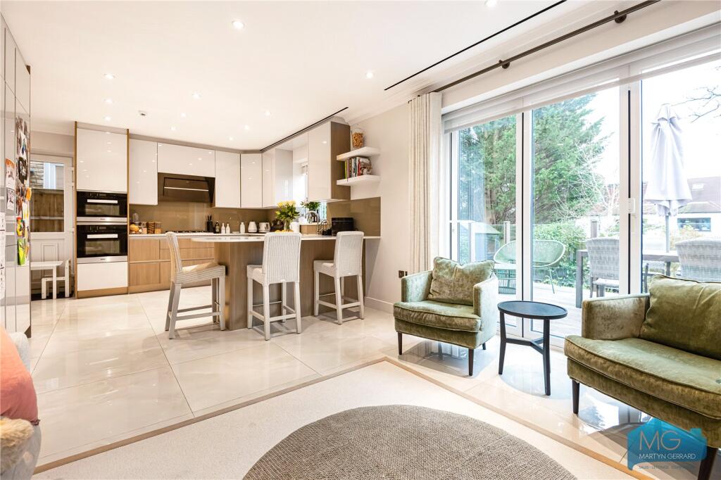 Cranberry Close, Mill Hill, London, NW7 photo 3