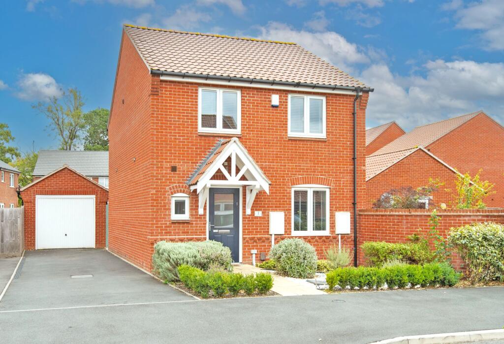 Main image of property: Scafell Avenue, Chesterfield, S41