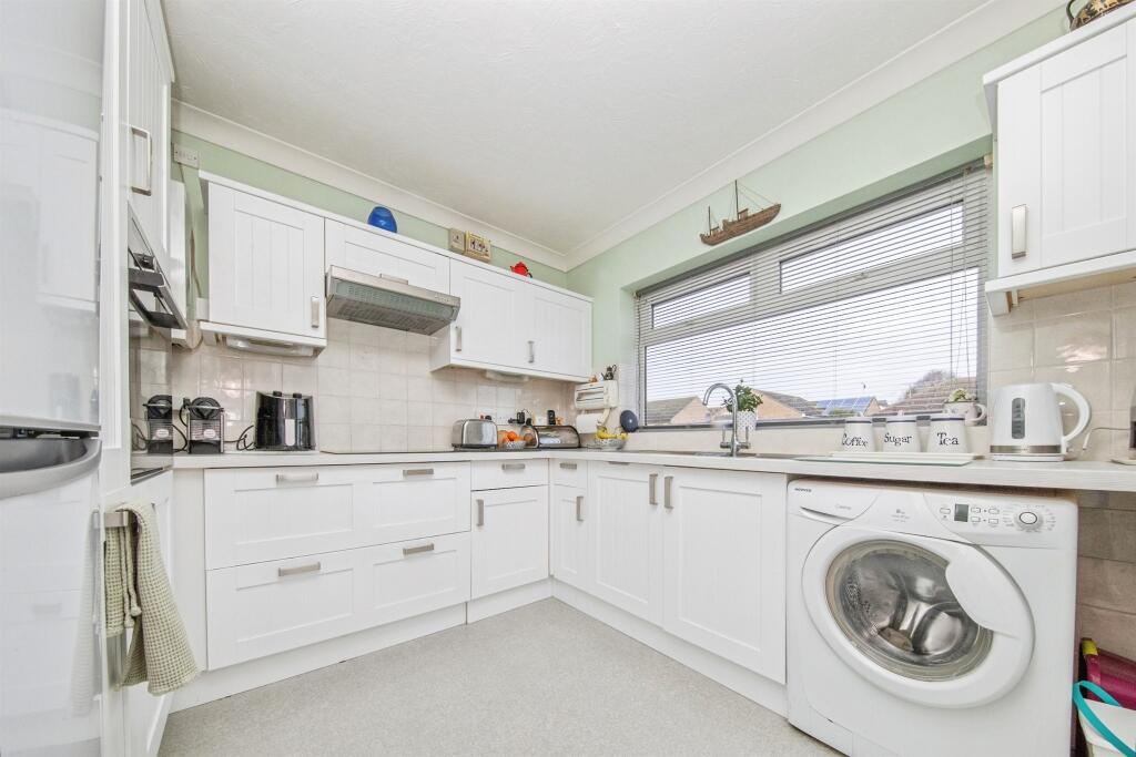 Bexley Avenue, Harwich photo 3