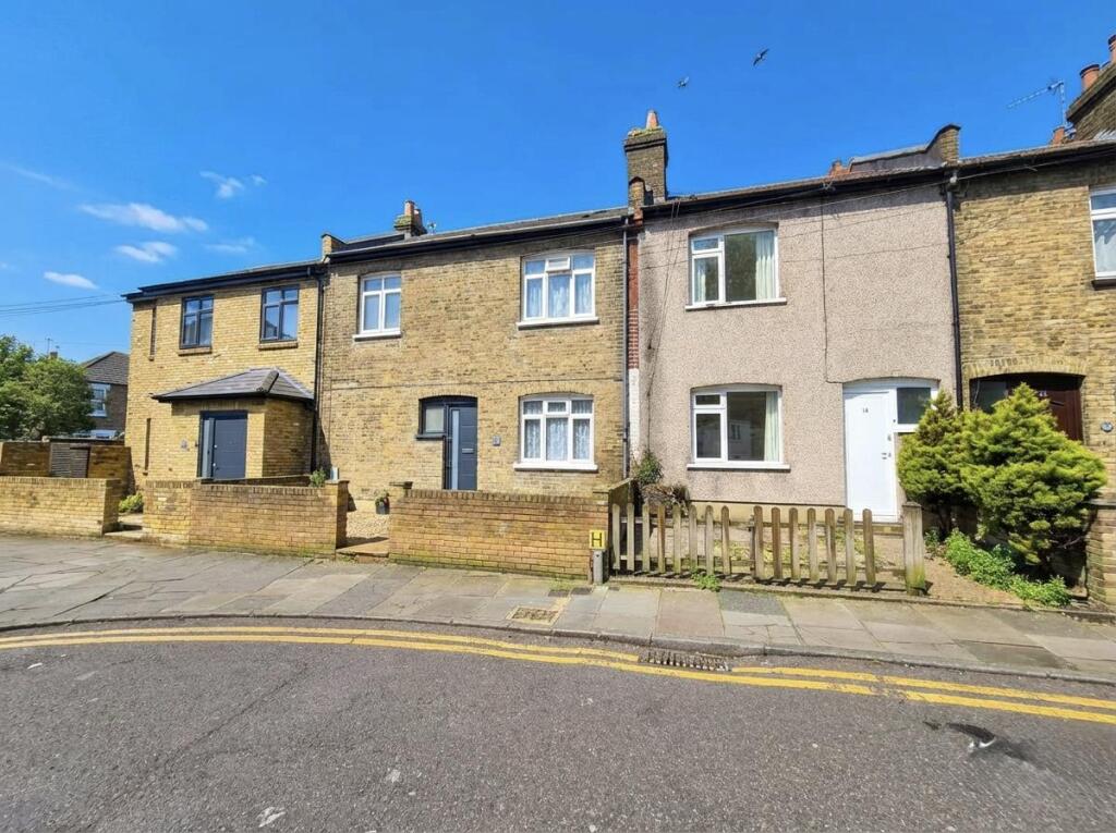 Main image of property: Hale Gardens, N17