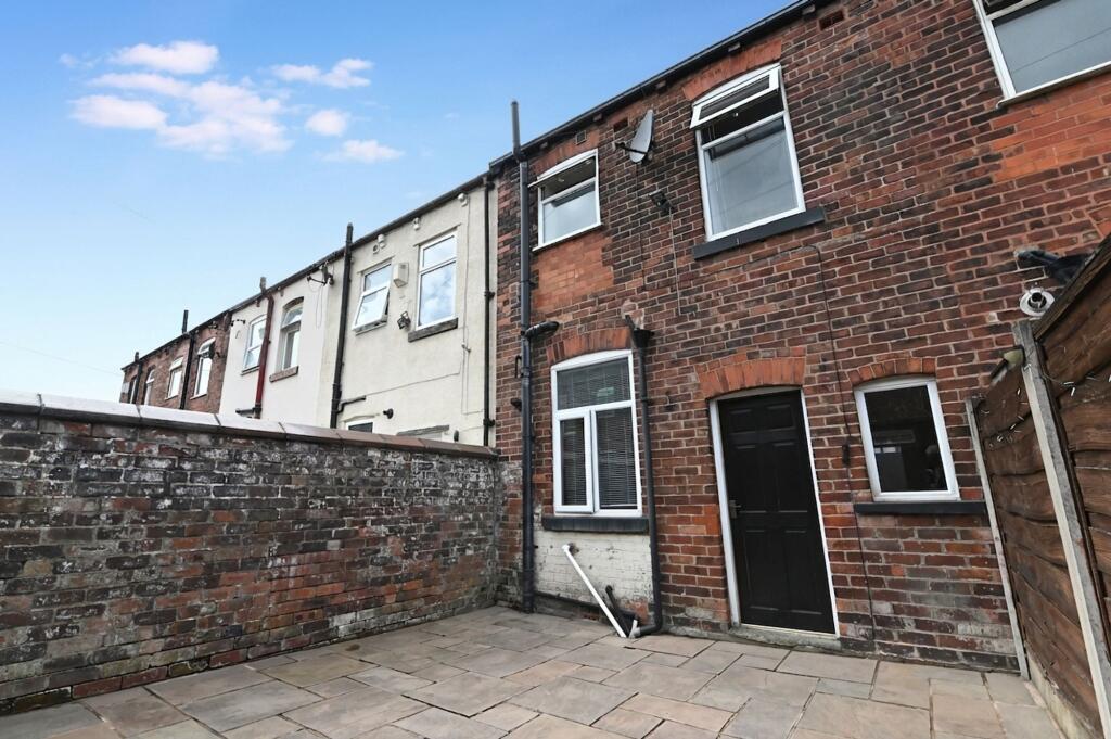 House in Bolton - View 4