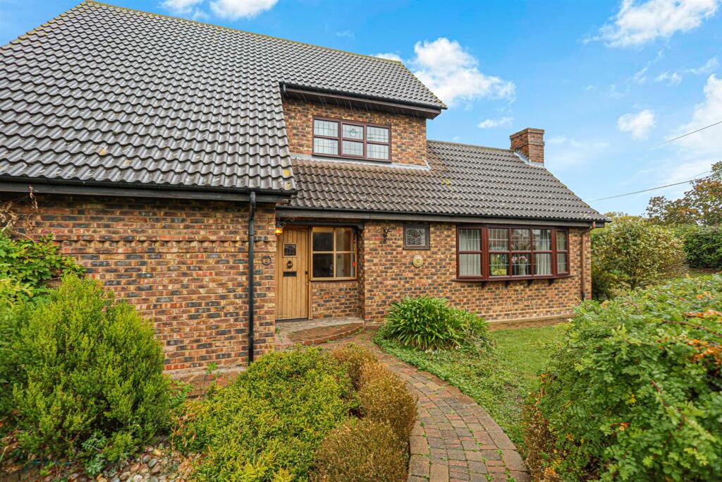 House in Southend-on-Sea - View 5