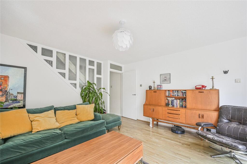 House in London, Harringay Warehouse District, Harringay - View 4
