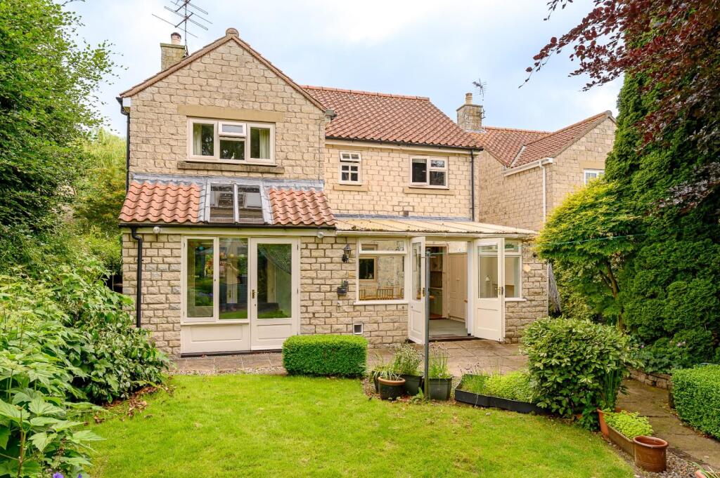 House in Helmsley, North Yorkshire - View 2