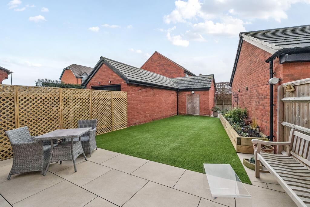 Bluebell Road, Walton Cardiff, GL20 photo 4