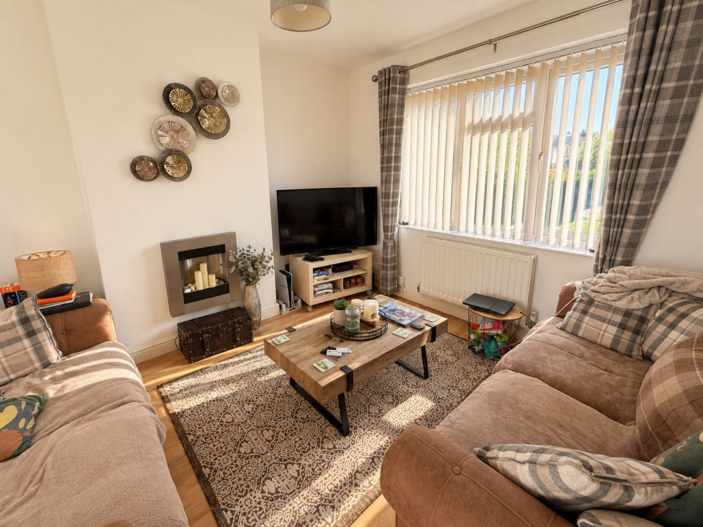 House in Wolverhampton, West Midlands - View 2