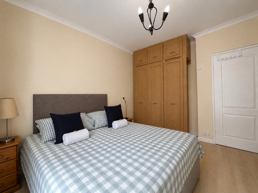 Apartment in London - View 5