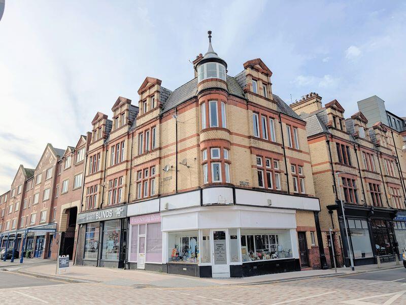 Main image of property: To Let - King Street, Southport Town Centre - Three Bedroom Apartment