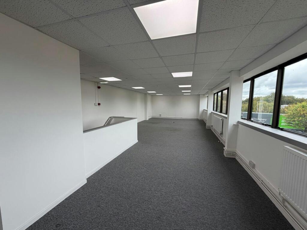 Unit 14 Denbigh - Office (3).jpg