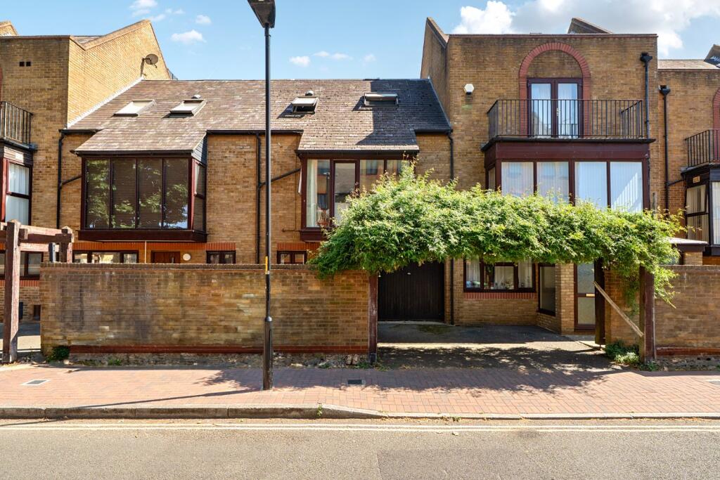 Main image of property: Rotherhithe Street, Surrey Quays, London, SE16