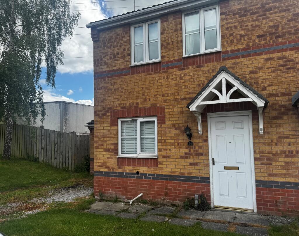 Main image of property: Curbar Close, Chesterfield, S42 5PS