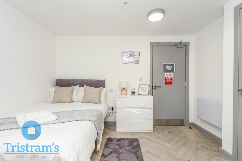 Apartment in Nottingham - View 4