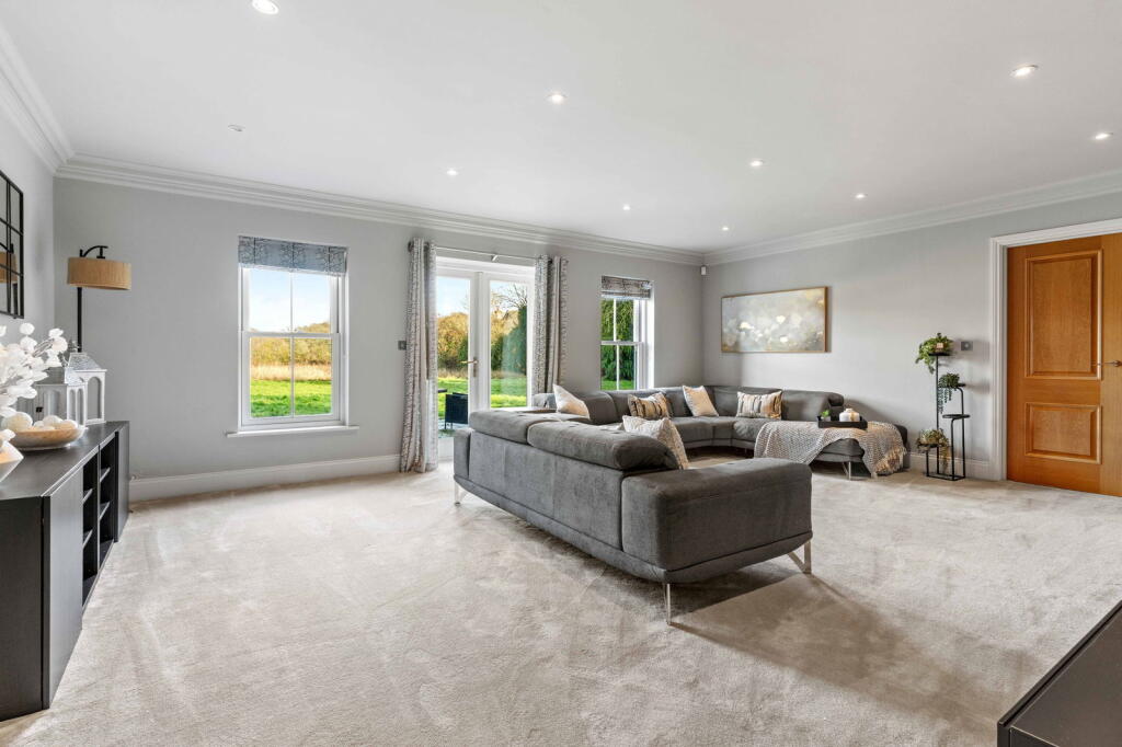 Additional image 11 of Pottersheath Road, Welwyn, AL6 9SY