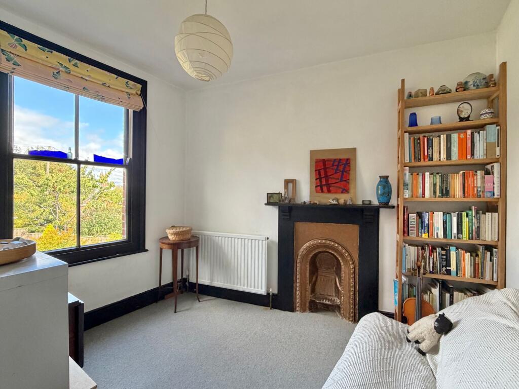 House in Torquay - More