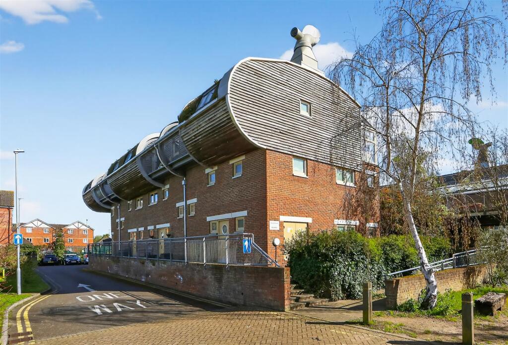 Main image of property: 7 Helios Road, WALLINGTON