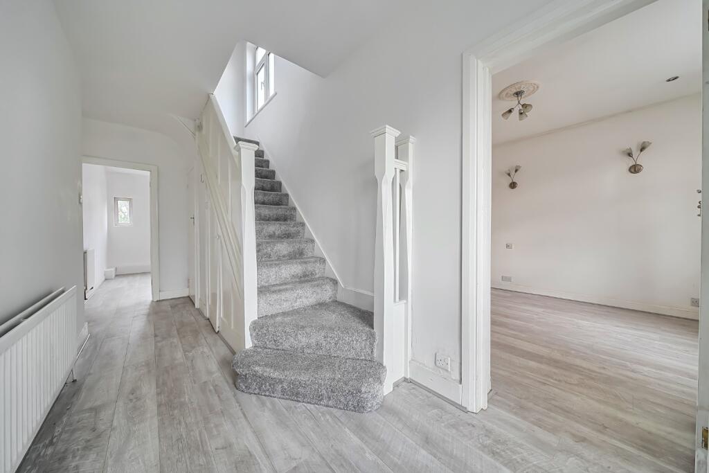 House in London, Halfway Street, Blackfen - View 4