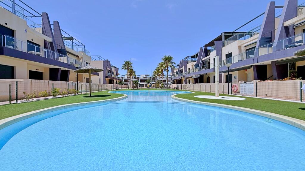 Main image of property: Valencia, Alicante, Pilar de la Horadada