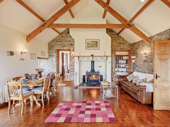 Sitting Room Fire end.jpg