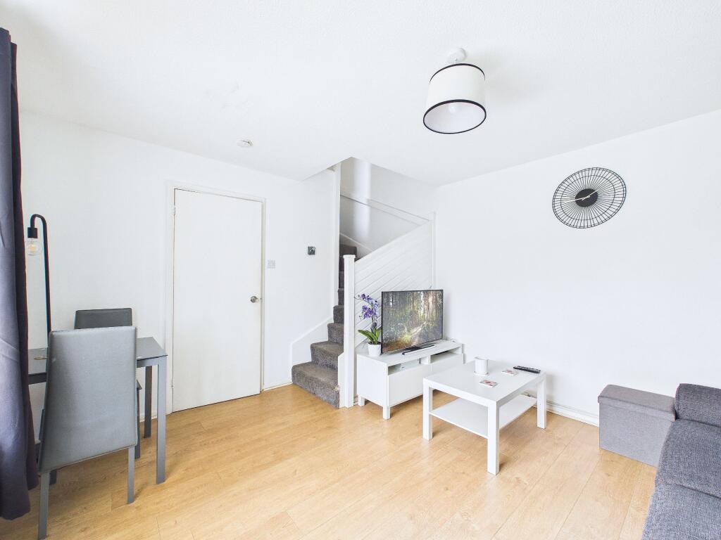 House in Huntingdonshire, Eaton Socon, St Neots - View 4