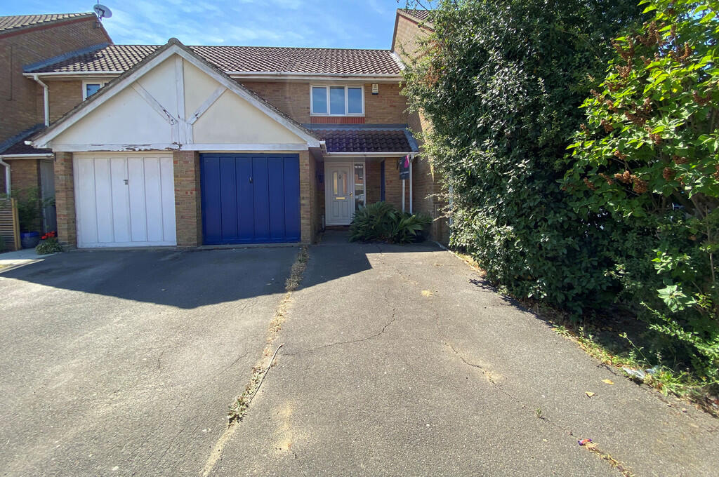 Main image of property: Oakley Avenue, Rayleigh