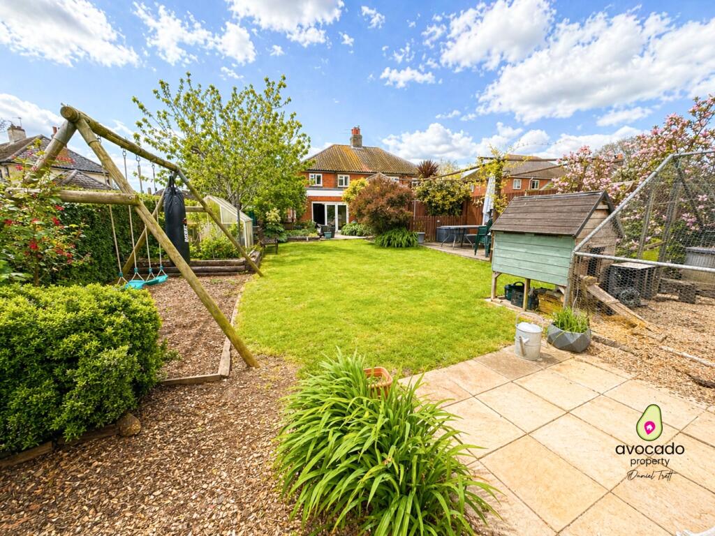 Main image of property: The Green, Norwich, NR12 0XH