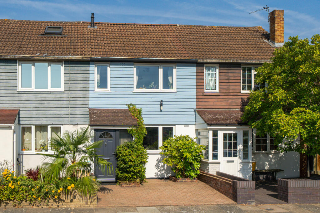Main image of property: Reed Close, Lee