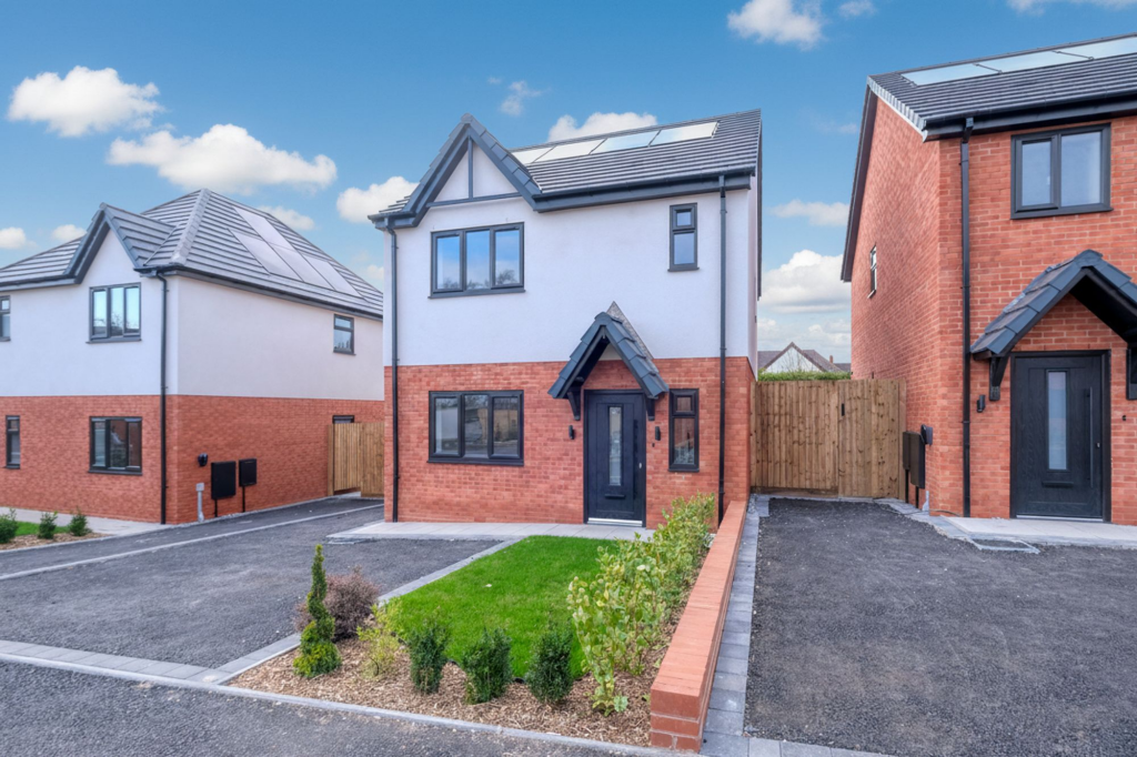 Ailstone Mews, Lickey End, B60