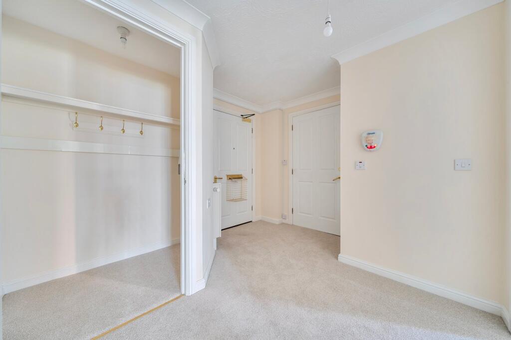 Southfields Road, Eastbourne, BN21 photo 5