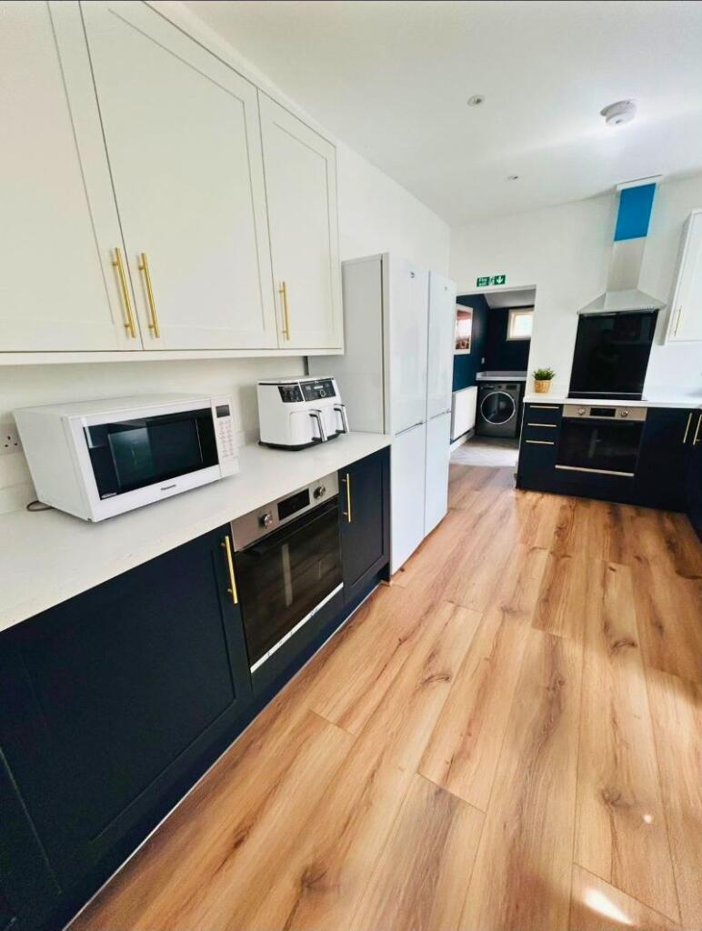 House in Ipswich - View 4