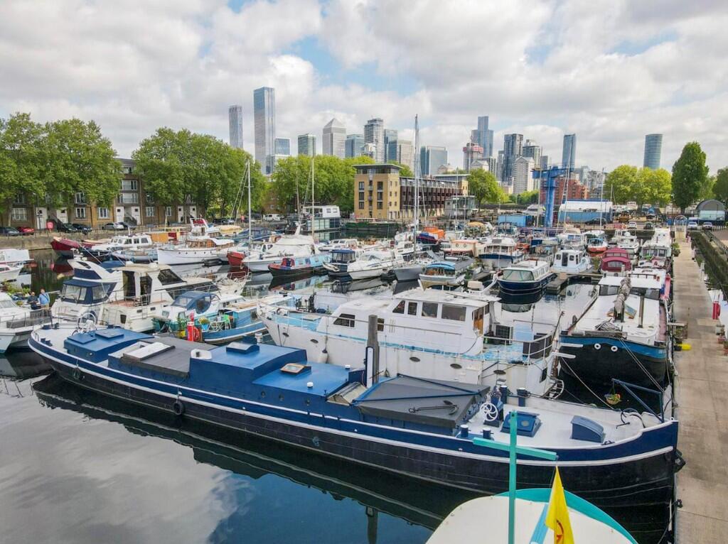 House in London, Surrey Quays, Rotherhithe - More