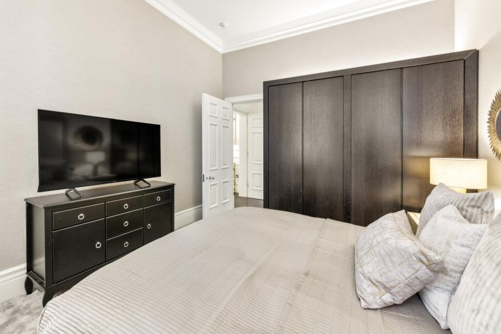 Apartment in London, City of Westminster - View 5