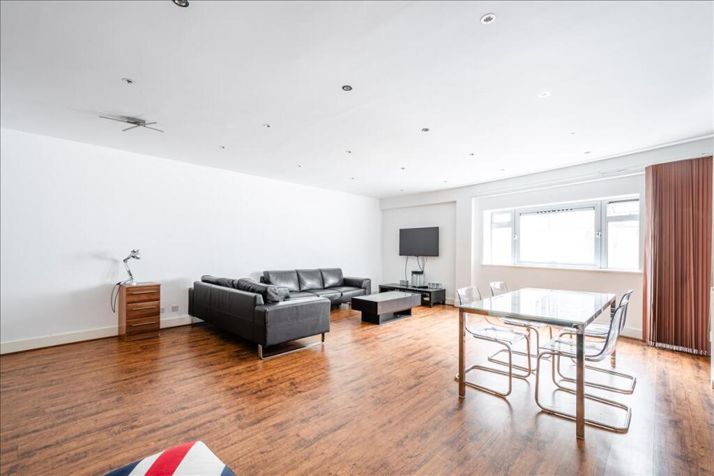 Hatton Garden, Camden, EC1N - View 2