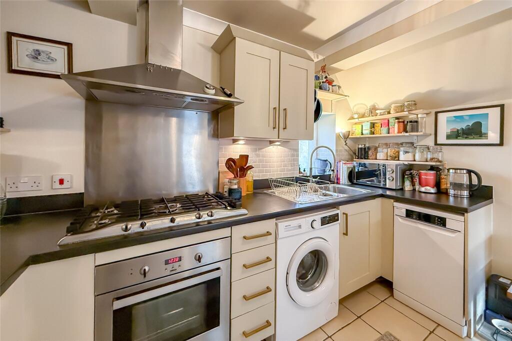 Additional image 21 of Astwick Manor, Coopers Green Lane, Hatfield, Hertfordshire, AL10