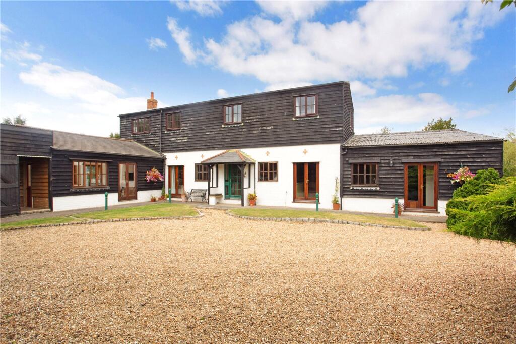 Middlefield Lane, Henlow, Bedfordshire, SG16 photo 2