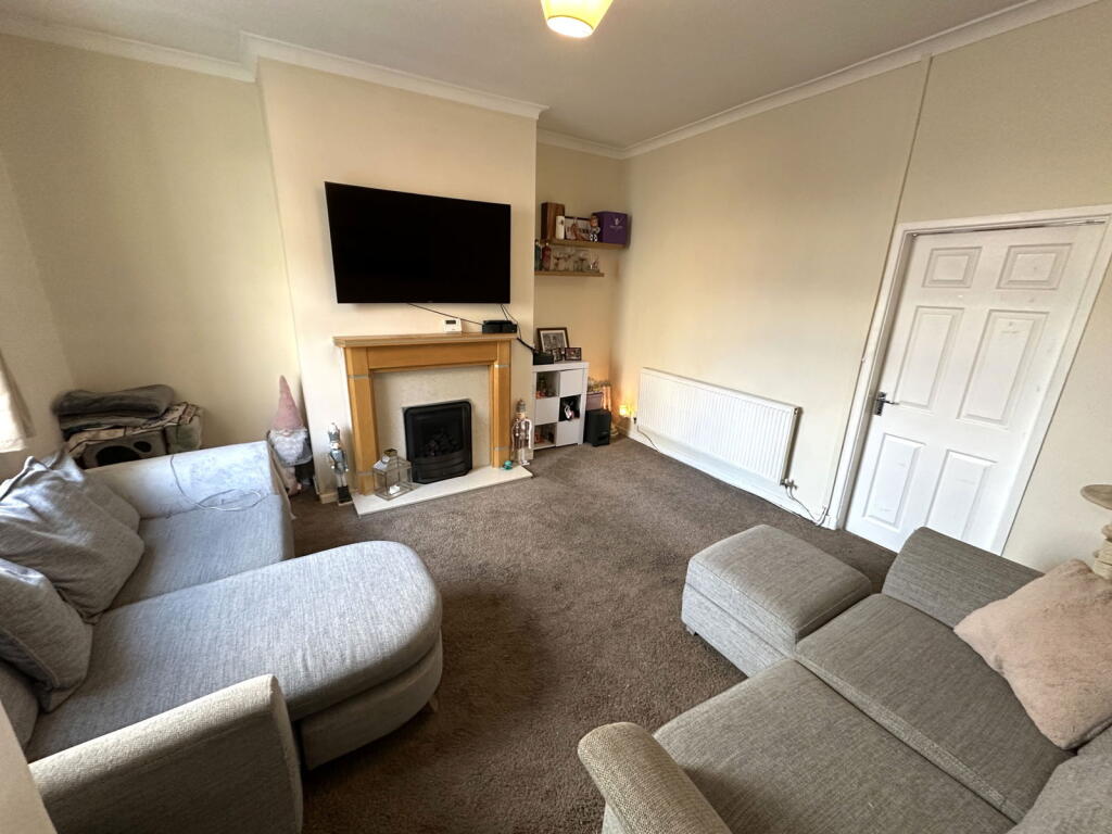 21 Park Street, Royton, Oldham, OL2 6QW photo 2