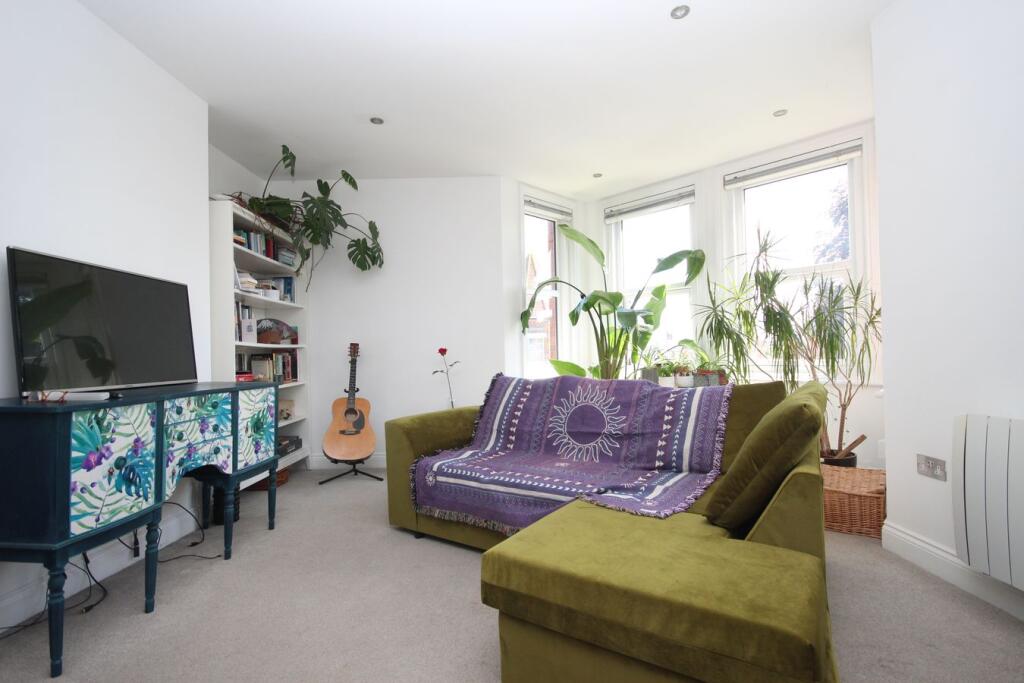 Roslin Road, TALBOT WOODS, BH3 photo 4
