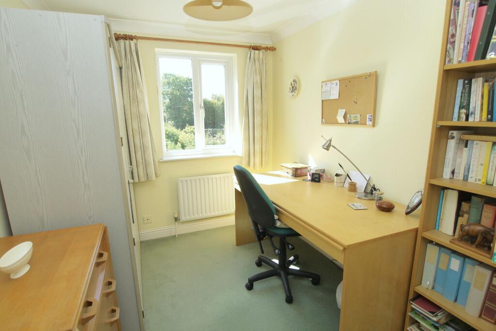 House in Tonbridge - View 4