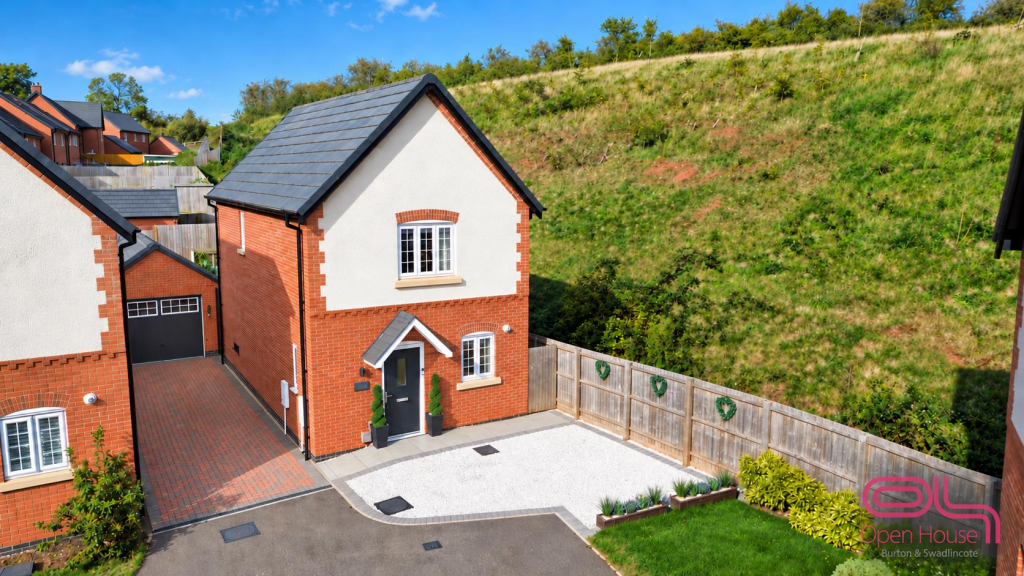 House in East Staffordshire, Outwoods
