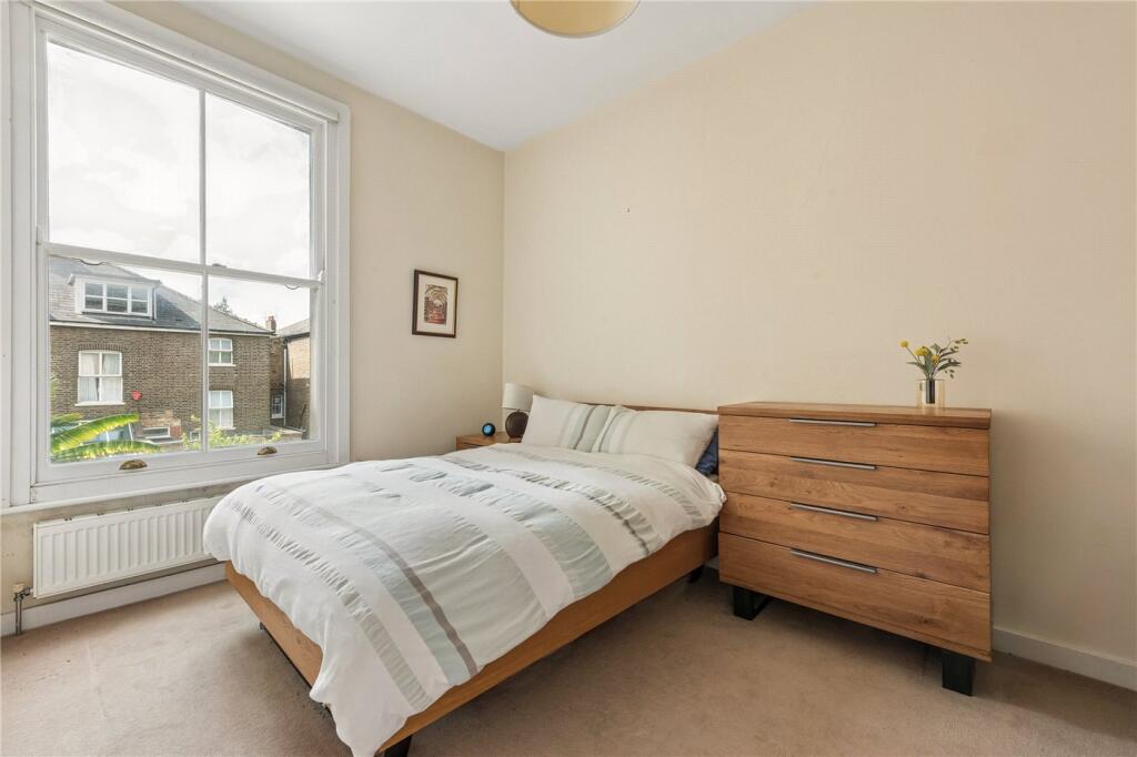 Apartment in London, Brownswood Park, Stoke Newington - View 3