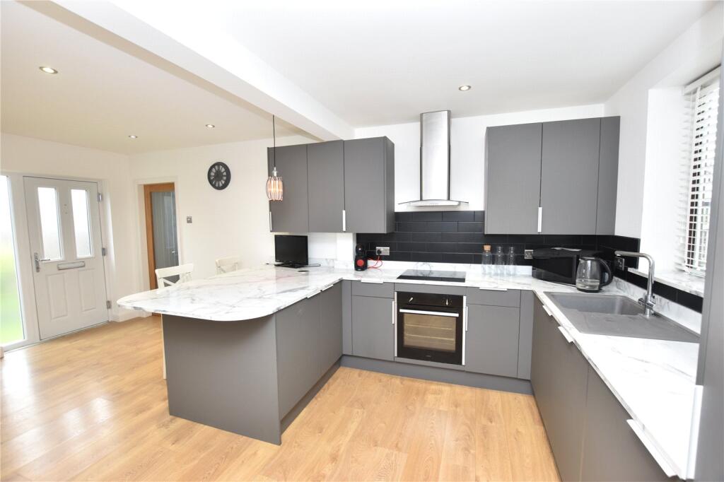 House in Leeds - View 5
