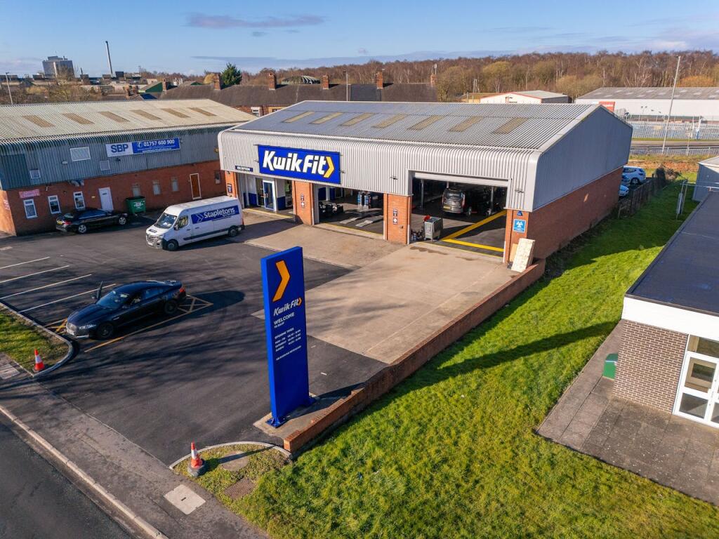 Main image of property: Unit 1 Canal Road, Selby, YO8 8AG