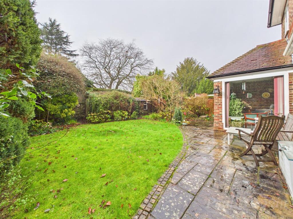 Pond House, Limpsfield Road, Sanderstead photo 3